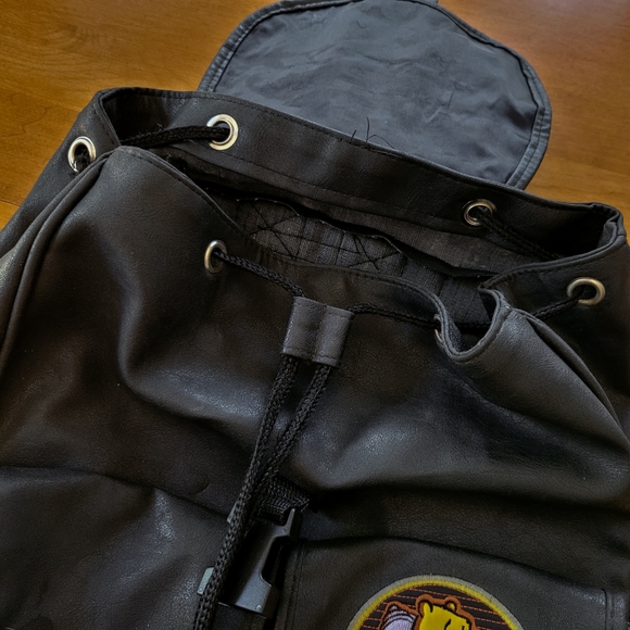 Vintage Disney Winnie the Pooh Black Drawstring Pleather Backpack - Picture 6 of 10